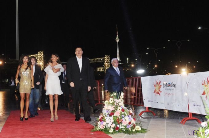 Президент Ильхам Алиев наблюдал финал песенного конкурса «Евровидение-2012» [Фото]