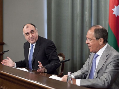 Состоялась двусторонняя встреча глав МИД Азербайджана и России