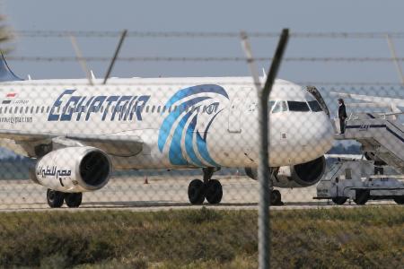 Катастрофа A320 EgyptAir: на телах нашли следы взрывчатки