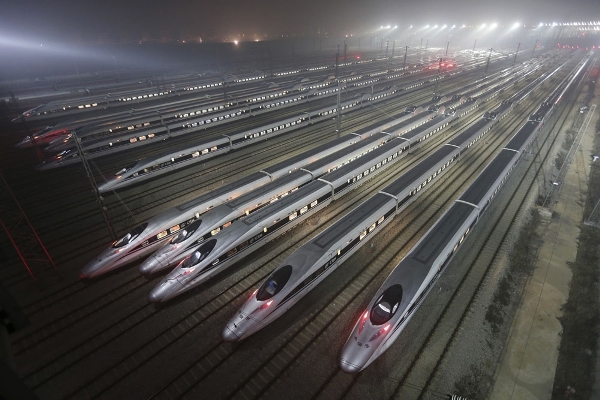 Китай вложит свыше $115 млрд в развитие железных дорог в 2017 году