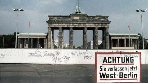Бургомистр Берлина: президент Трамп, не стройте стену