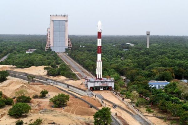 Индия запустила в космос сразу 104 спутника