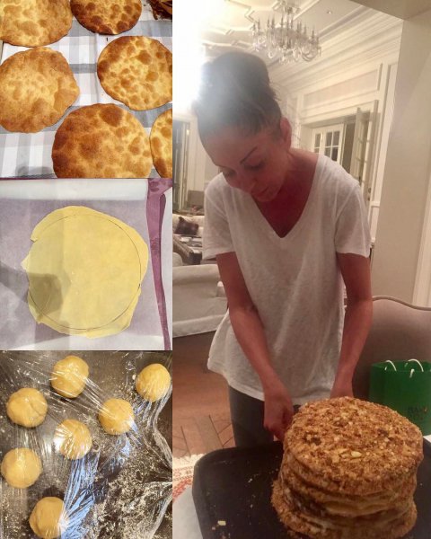 Leyla Əliyeva Mehriban Əliyevanın bişirdiyi tortun resepti ilə bölüşüb