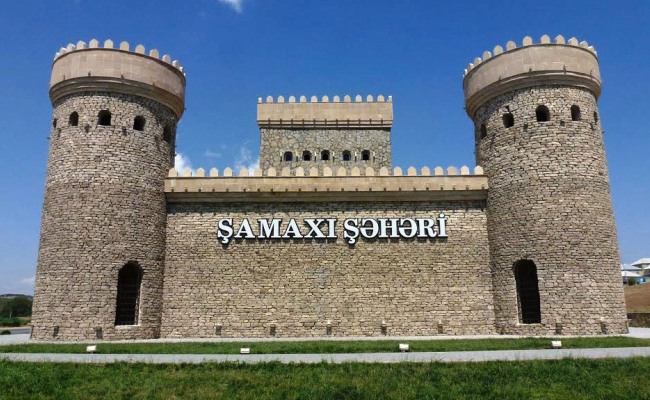 На участке дороги Баку-Шамахы активизировался оползневой процесс