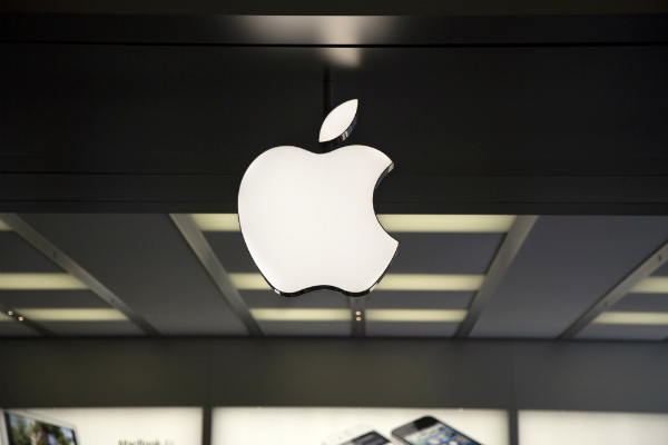 Apple извинилась за замедление старых iPhone