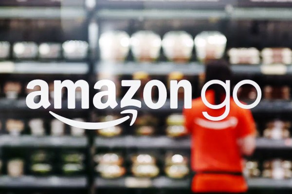 Amazon откроет первый оффлайн-супермаркет
