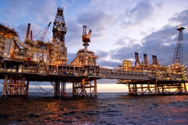До сих пор с АЧГ добыто 453 млн. тонн нефти и 144 млрд. кубометров газа