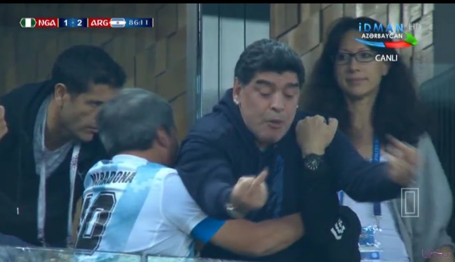 Марадоне стало плохо после матча Нигерия - Аргентина