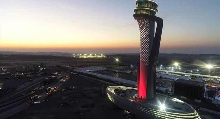 В Стамбуле открыли один из крупнейших аэропортов мира