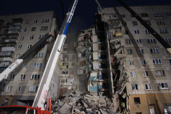 Что происходит в Магнитогорске на третий день после взрыва в жилом доме