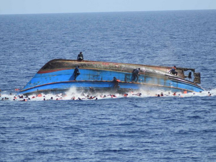 У берегов Туниса утонули около 70 мигрантов