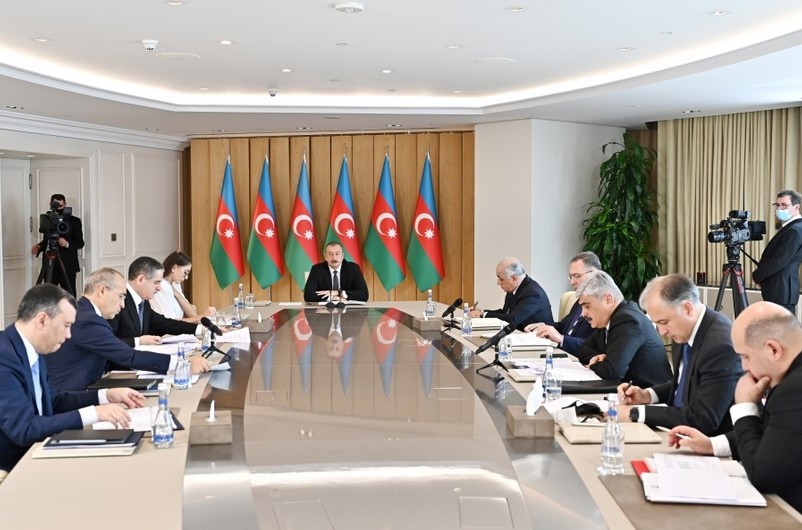 Состоялось совещание под председательством президента Ильхама Алиева