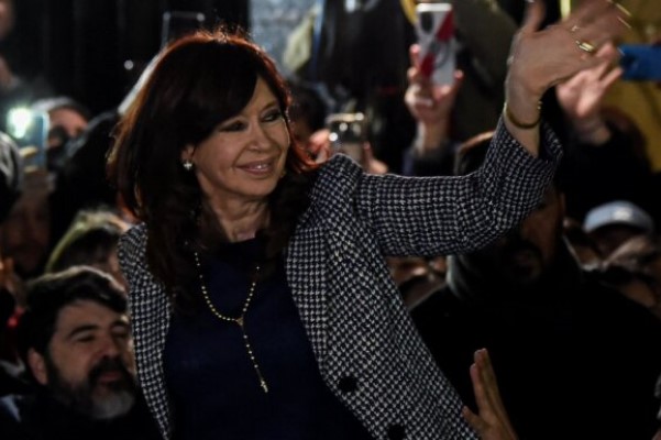 Жизнь вице-президента Аргентины спасла осечка