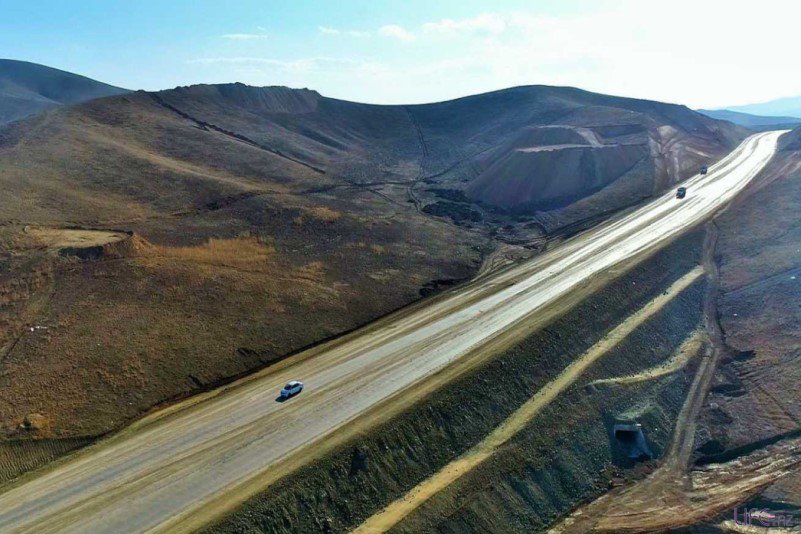 Азербайджан предложил дорогу Агдам-Ханкенди для удовлетворения потребностей армянских жителей
